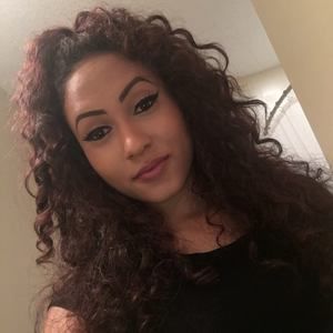 Meet your Posher, Adriene